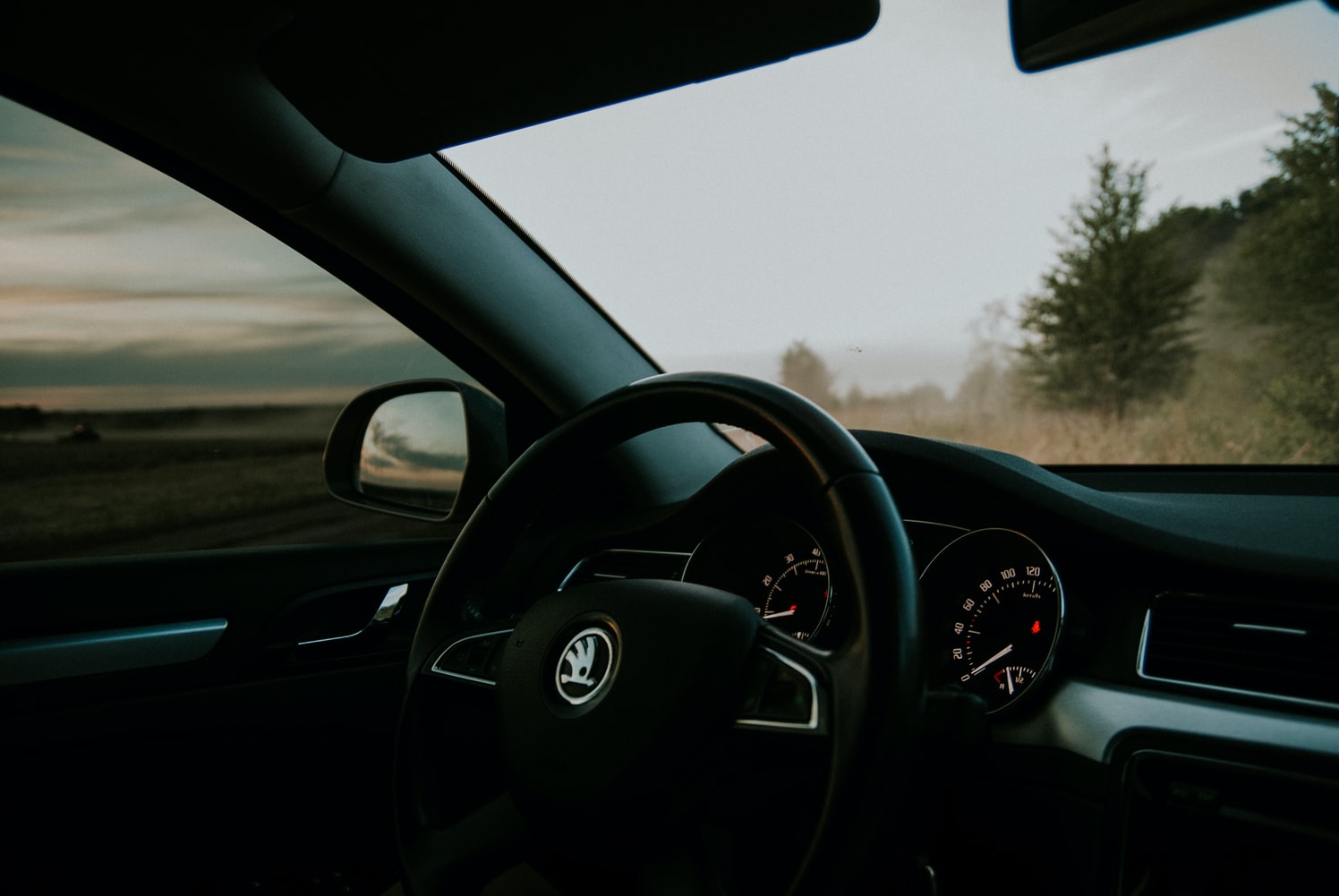 Jak prodat auto na bezpečně internetu. 7 chyb kterým se vyvyrovat.